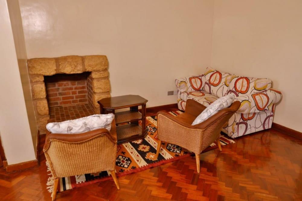 Zereniti House Hotel Muyaka Exterior photo
