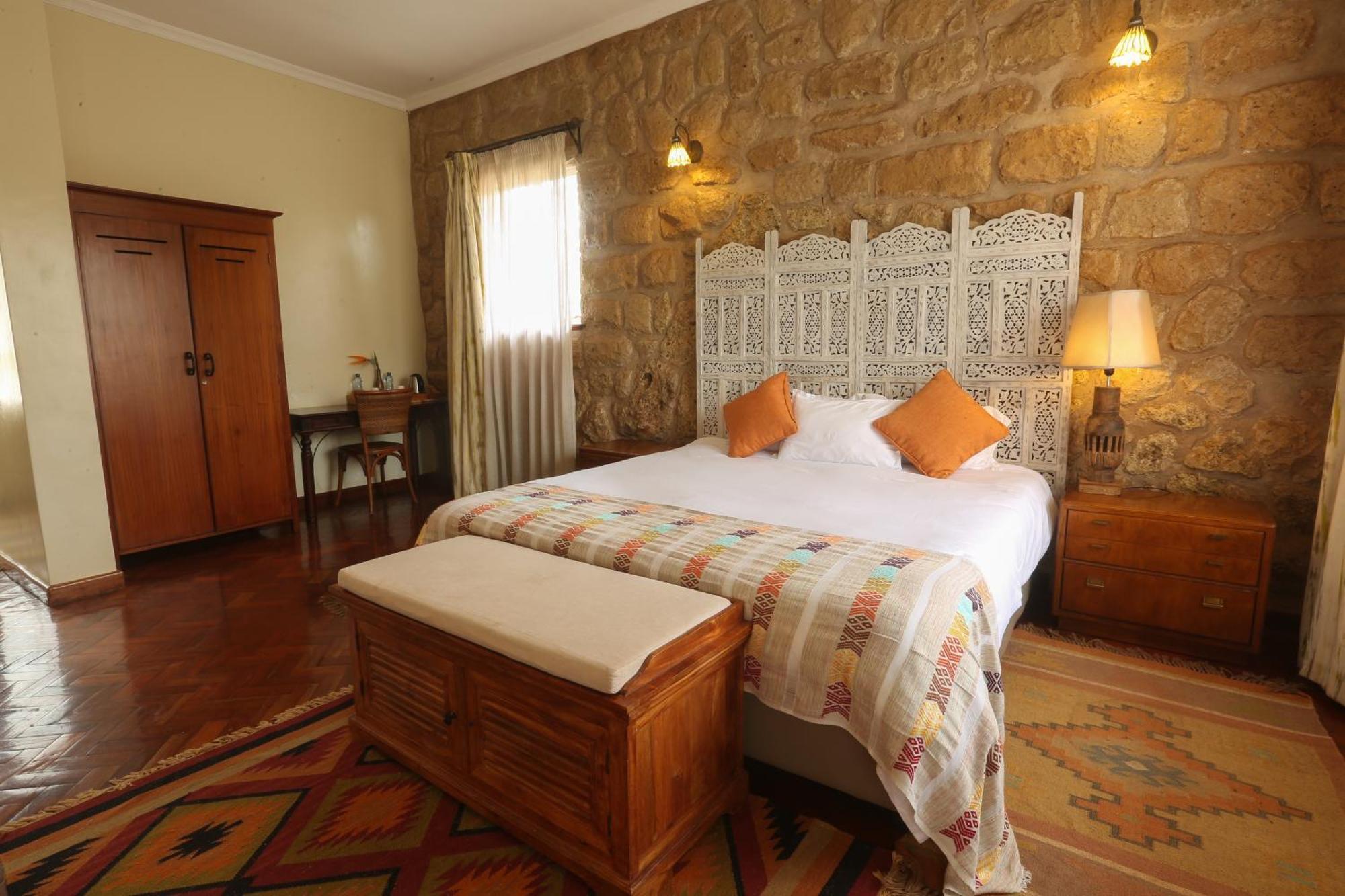 Zereniti House Hotel Muyaka Exterior photo
