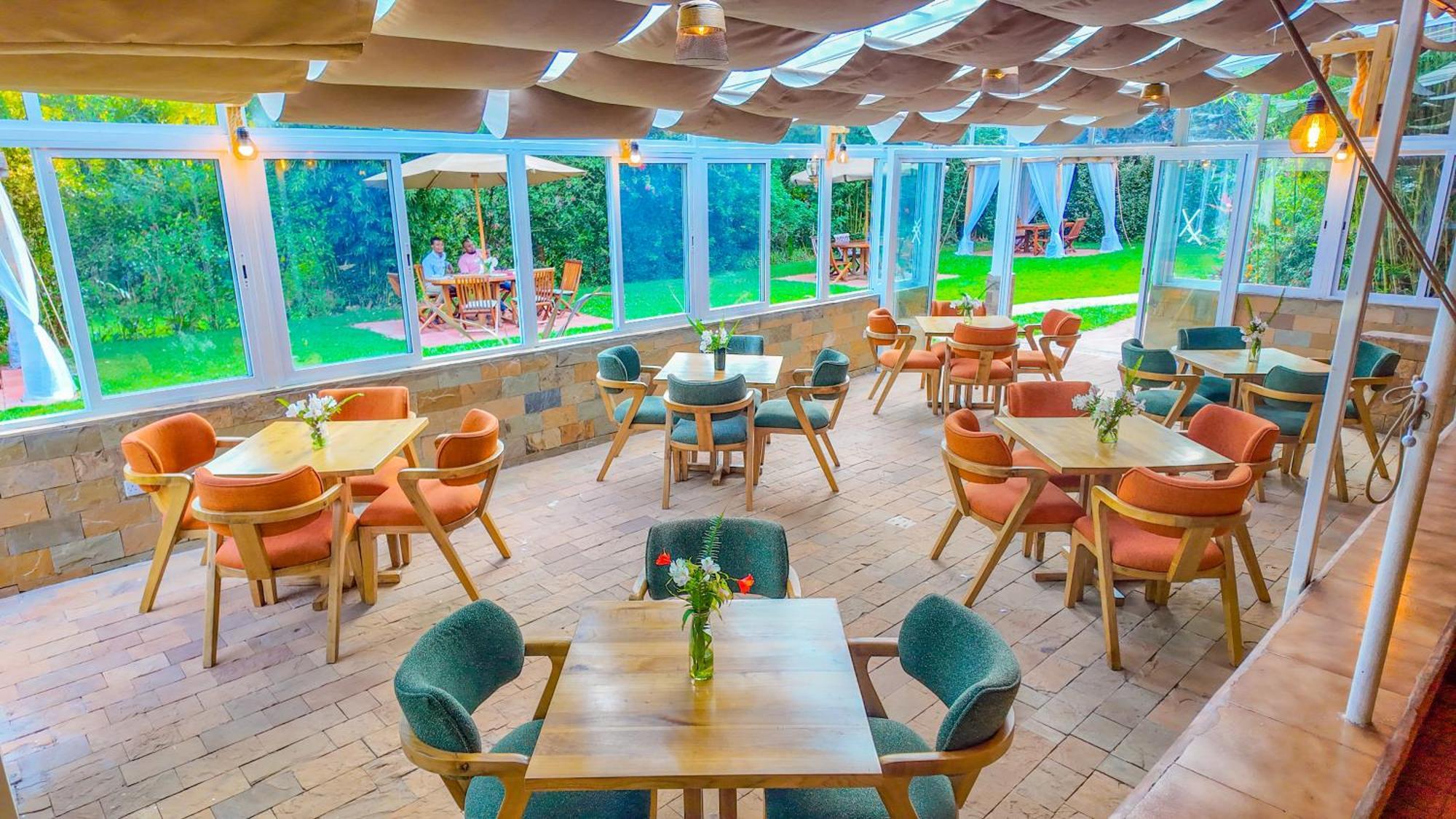 Zereniti House Hotel Muyaka Exterior photo